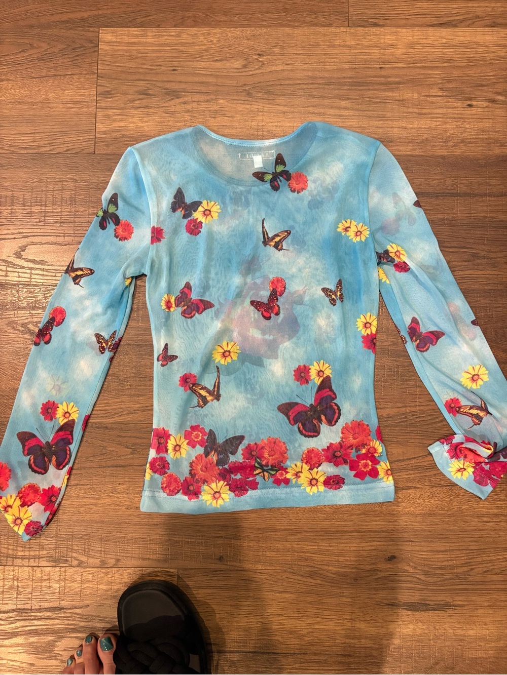 AGOLDE 🦋 Light Blue Mesh Top with Red & Yellow Floral and Butterfly 💐